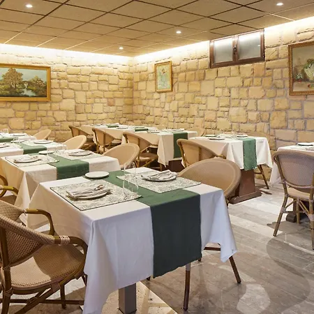 Casa rural Olivi1948 - Boutique Usúrbil